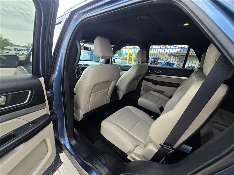 Ford Explorer XLT 4WD 2018