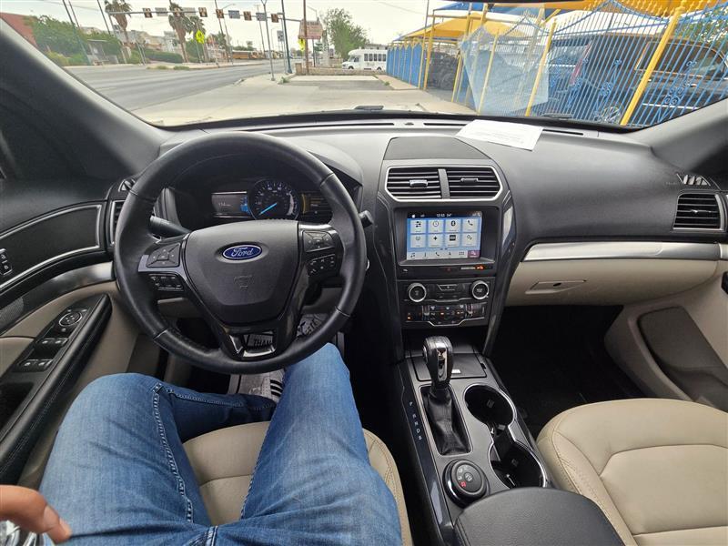 Ford Explorer XLT 4WD 2018