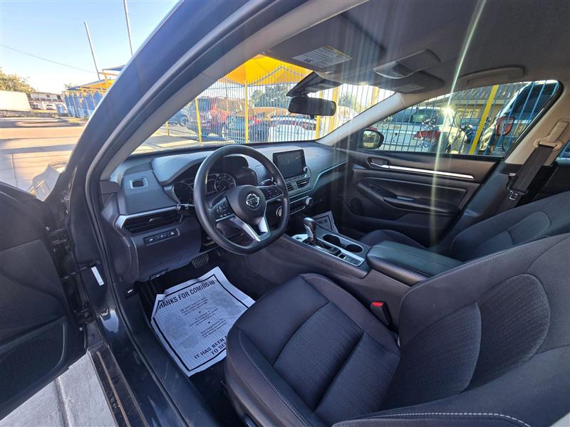 Nissan Altima 2.5 SV AWD 2022 Nissan Altima 2.5 SV AWD 2022