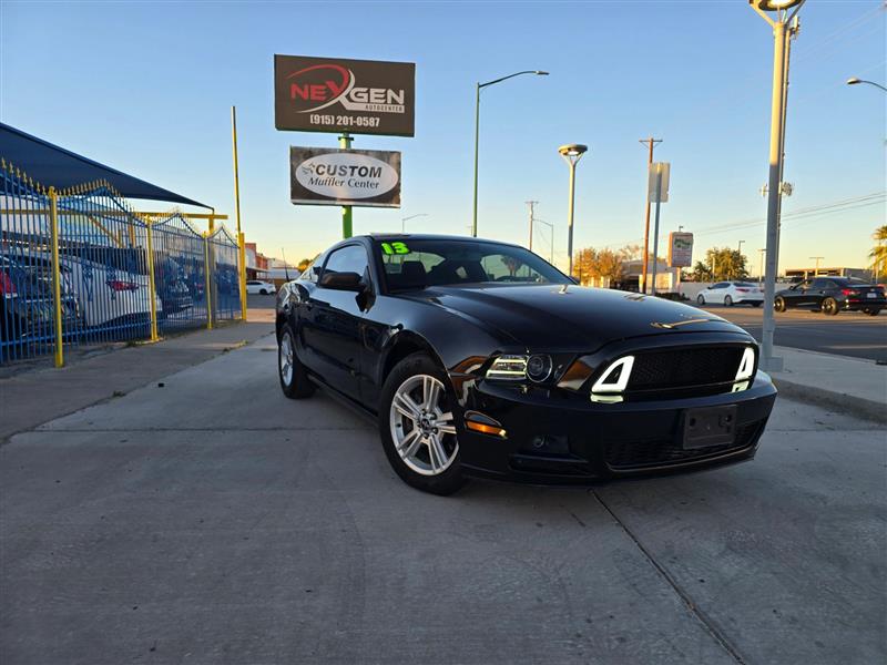Ford Mustang V6 Coupe 2013