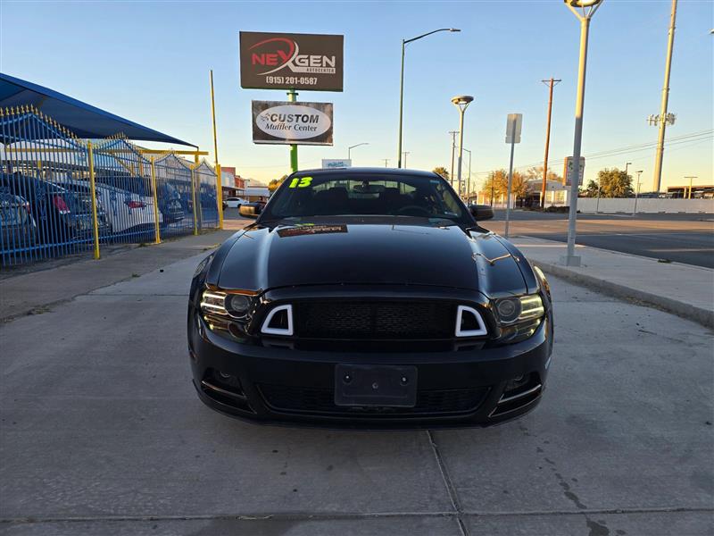 Ford Mustang V6 Coupe 2013