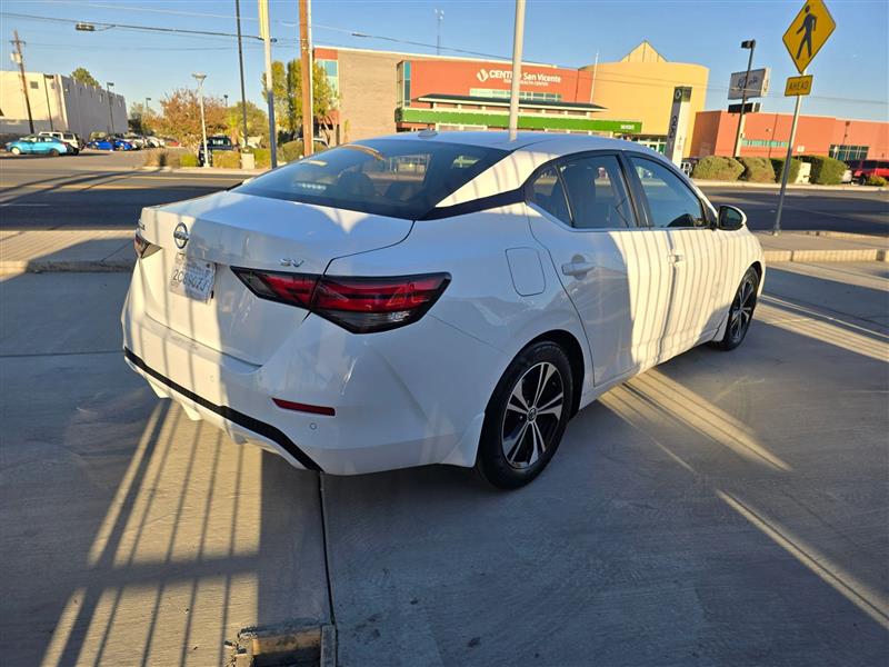 Nissan Sentra SV 2021