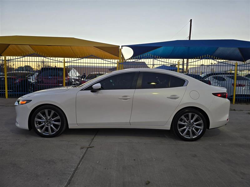 Mazda MAZDA3 Select 2022