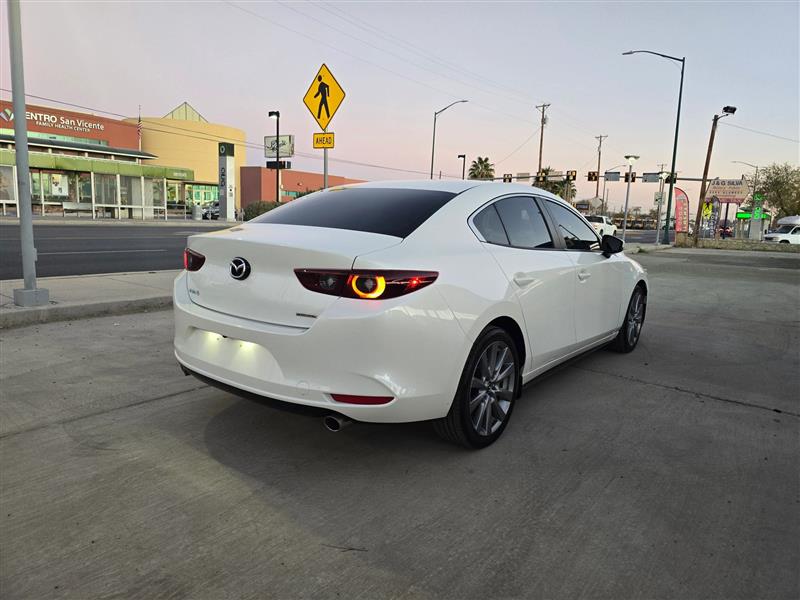 Mazda MAZDA3 Select 2022