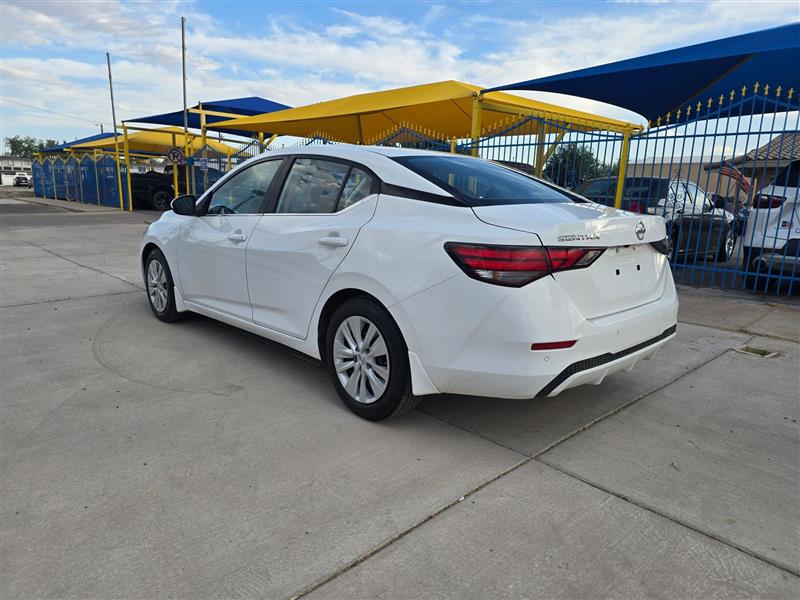 Nissan Sentra S 2020