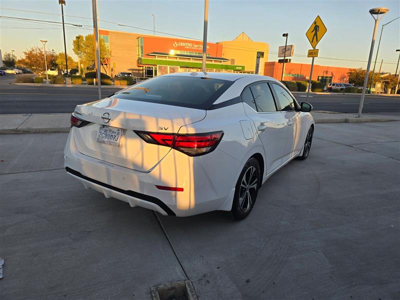Nissan Sentra SV 2022