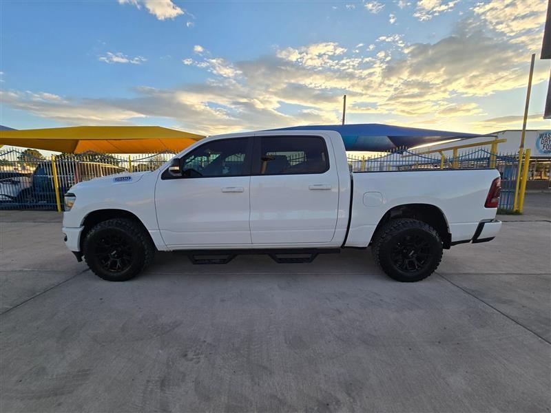 RAM 1500 Big Horn Crew Cab SWB 4WD 2019