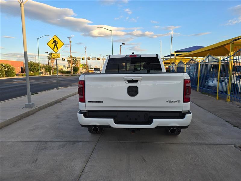 RAM 1500 Big Horn Crew Cab SWB 4WD 2019