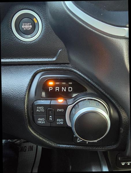 RAM 1500 Big Horn Crew Cab SWB 4WD 2019