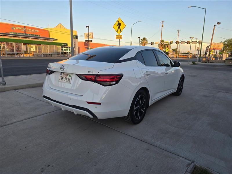 Nissan Sentra SV 2024