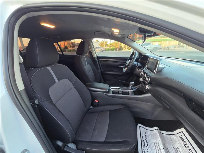 Nissan Sentra SV 2024