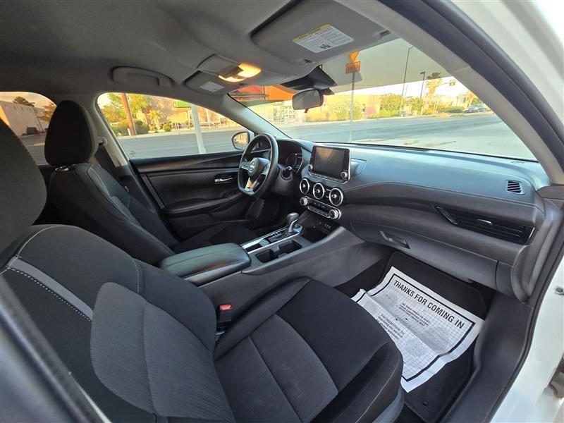 Nissan Sentra SV 2024