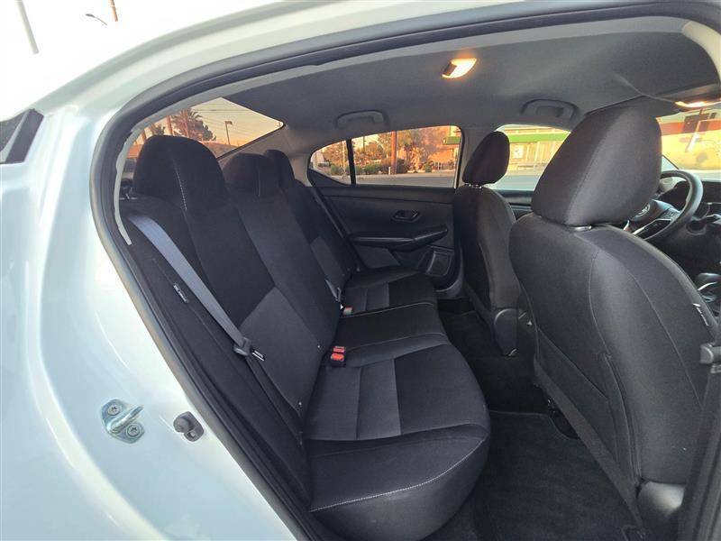 Nissan Sentra SV 2024