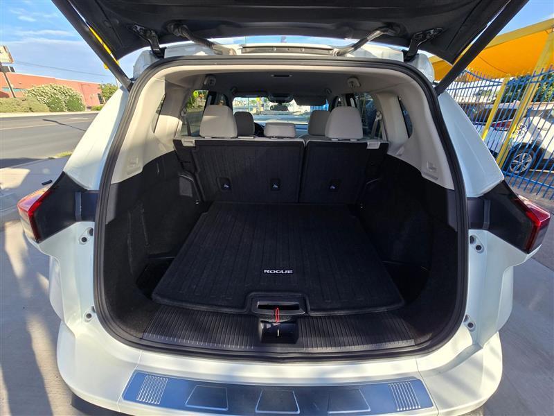 Nissan Rogue SV 2025