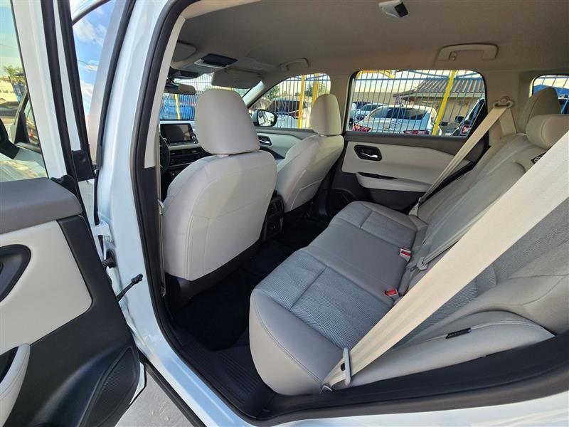 Nissan Rogue SV 2025