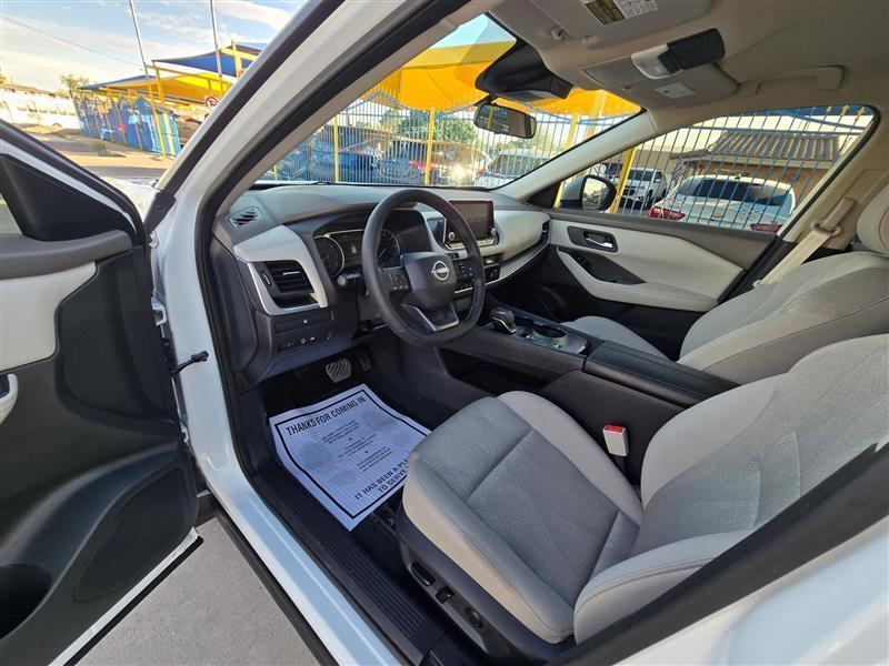 Nissan Rogue SV 2025