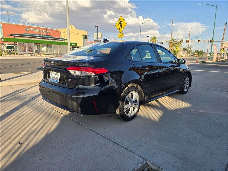Toyota Corolla LE 2021