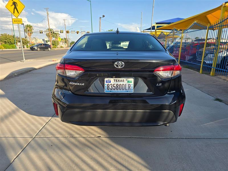 Toyota Corolla LE 2021