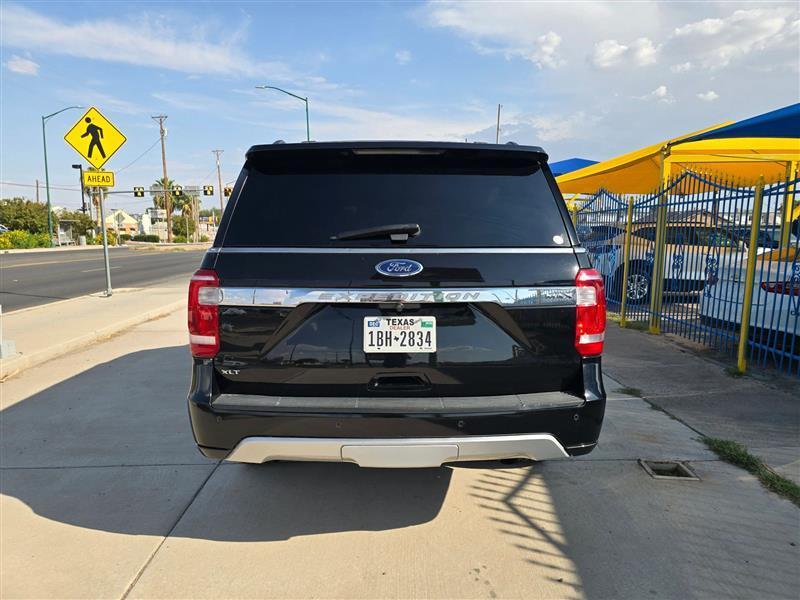 Ford Expedition MAX XLT 4WD 2020