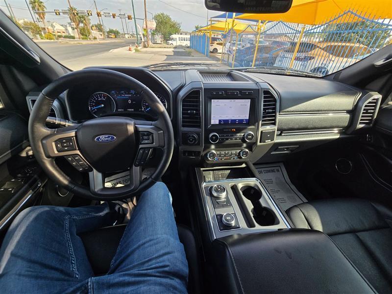 Ford Expedition MAX XLT 4WD 2020