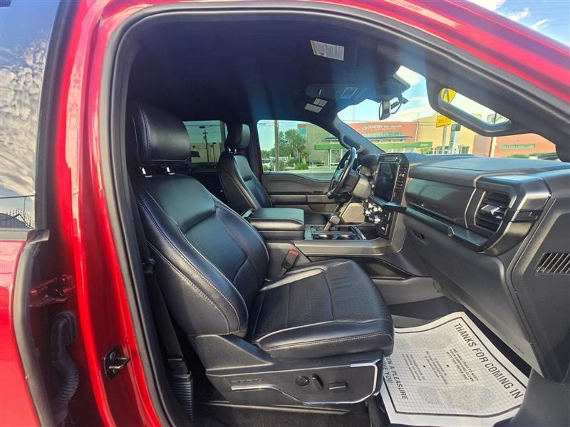Ford F-150 Lariat SuperCrew 4WD 2024