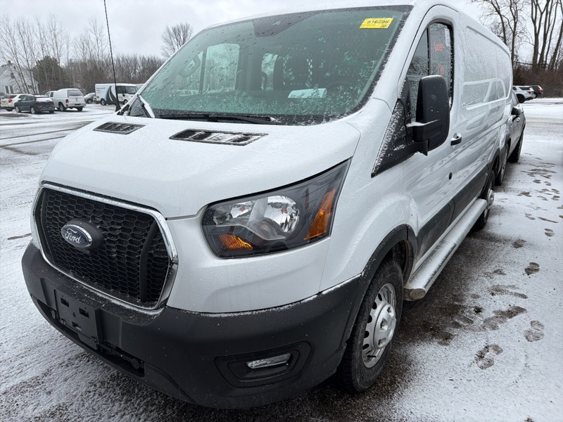 2024 Ford Transit Base's photo