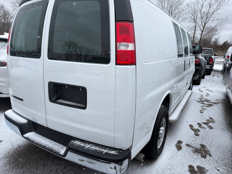 Chevrolet Express 2500 Cargo 2024