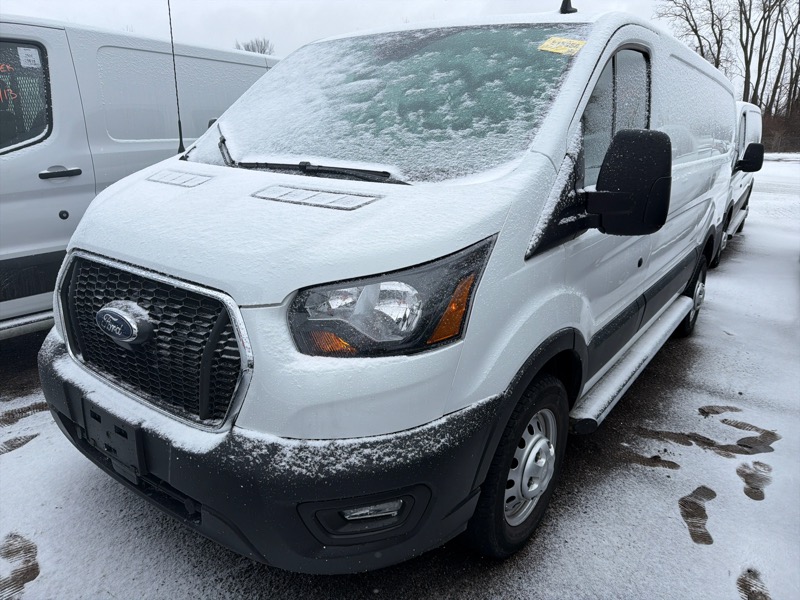 2024 Ford Transit Base's photo