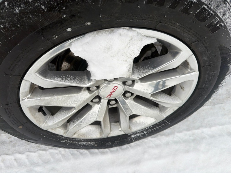 GMC Yukon SLT 4WD 2023