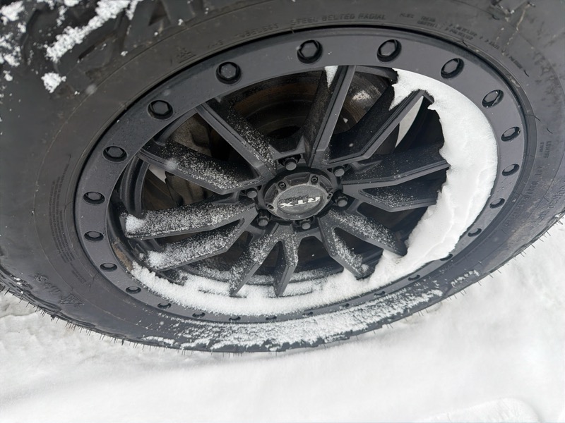 GMC Sierra 1500 Limited AT4 Crew Cab Short Box 4WD 2022