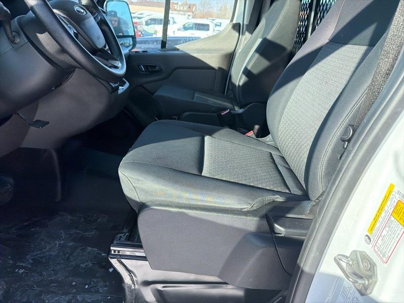 Ford Transit 250 Van High Roof w/Sliding Pass. 148-in. WB 2024