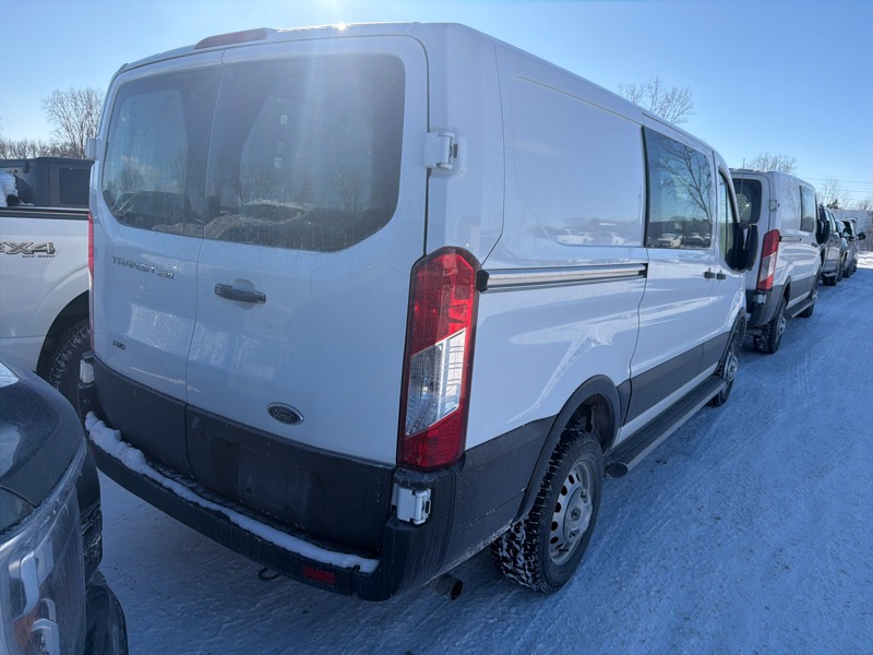 Ford Transit 250 Van High Roof w/Sliding Pass. 148-in. WB 2024