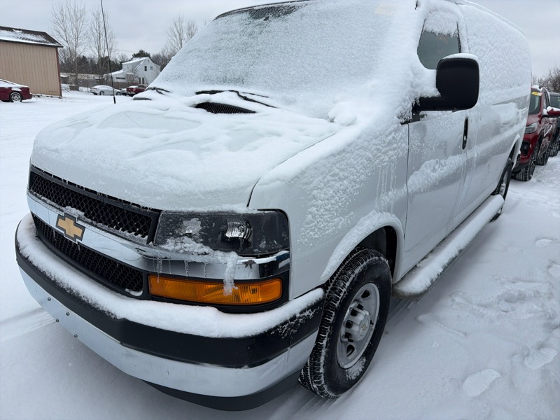 2024 Chevrolet Express 2500 Cargo
