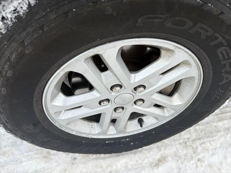 Jeep Grand Cherokee Laredo 4WD 2023