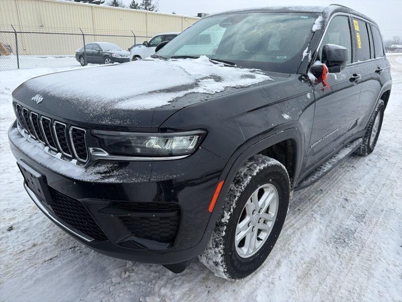 Jeep Grand Cherokee Laredo 4WD 2023