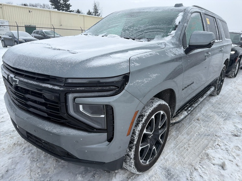 2025 Chevrolet Suburban RST 4WD