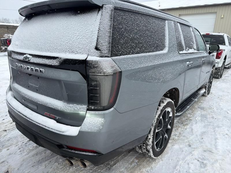 Chevrolet Suburban RST 4WD 2025