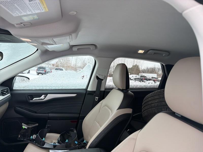 Ford Escape Hybrid SEL AWD 2022