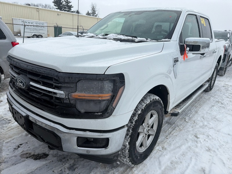 Ford F-150 XLT SuperCrew 4WD 2025