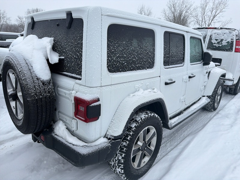 Jeep Wrangler Unlimited Sahara 2021