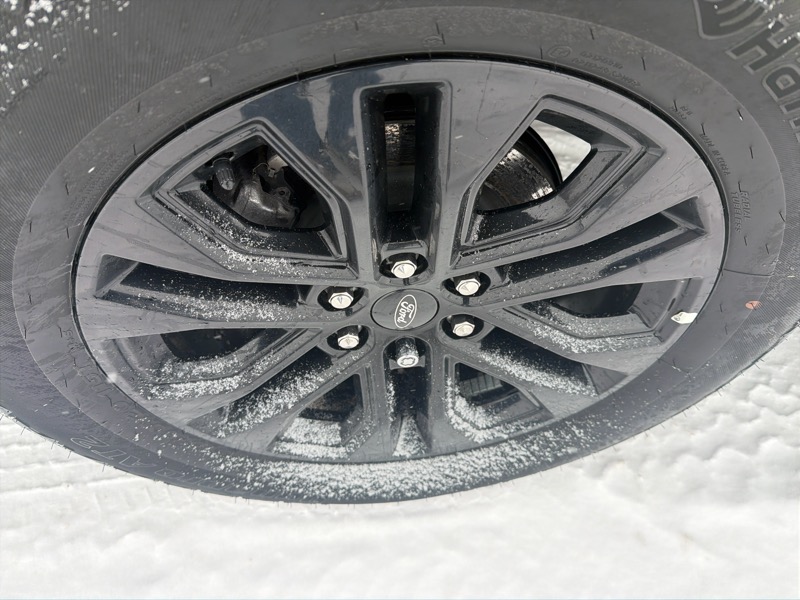 Ford F-150 Lariat SuperCrew 4WD 2025