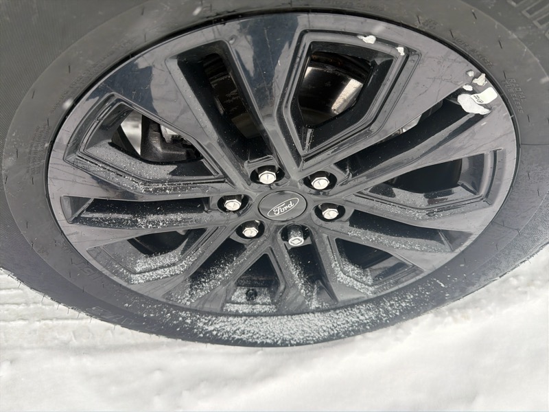 Ford F-150 Lariat SuperCrew 4WD 2025