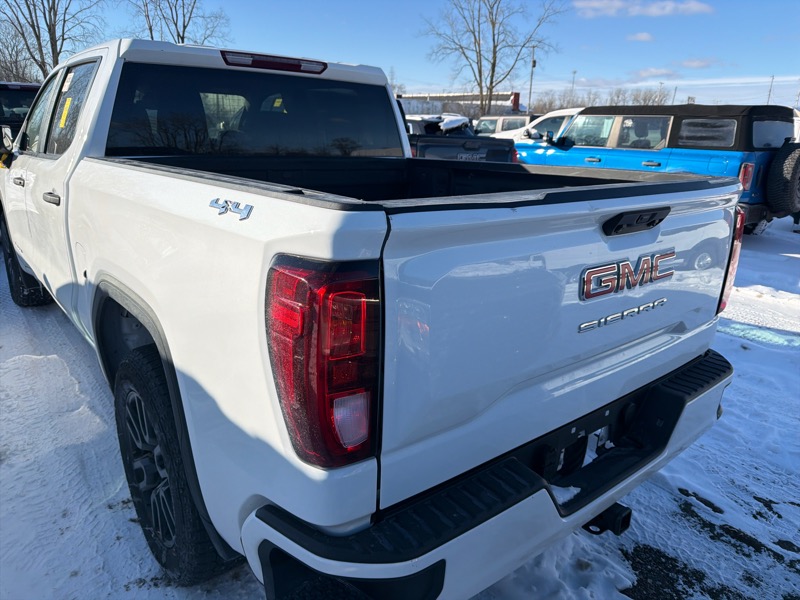 GMC Sierra 1500 Pro Crew Cab Short Box 4WD 2023