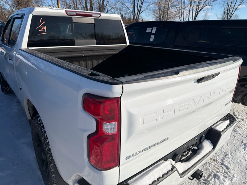 Chevrolet Silverado 1500 RST Crew Cab Long Box 4WD 2020