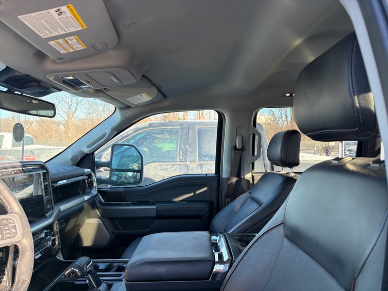 Ford F-150 Lariat SuperCrew 5.5-ft. Bed 4WD 2023