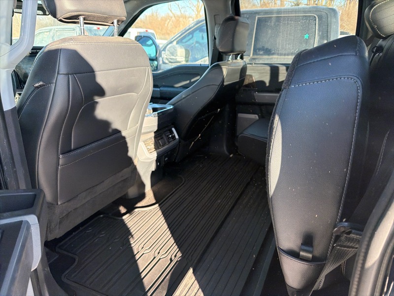Ford F-150 Lariat SuperCrew 5.5-ft. Bed 4WD 2023