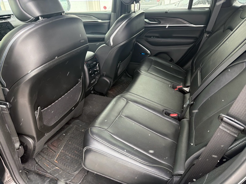 Jeep Grand Cherokee Overland 4WD 2022