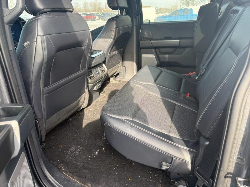 Ford F-150 Lariat SuperCrew 4WD 2025