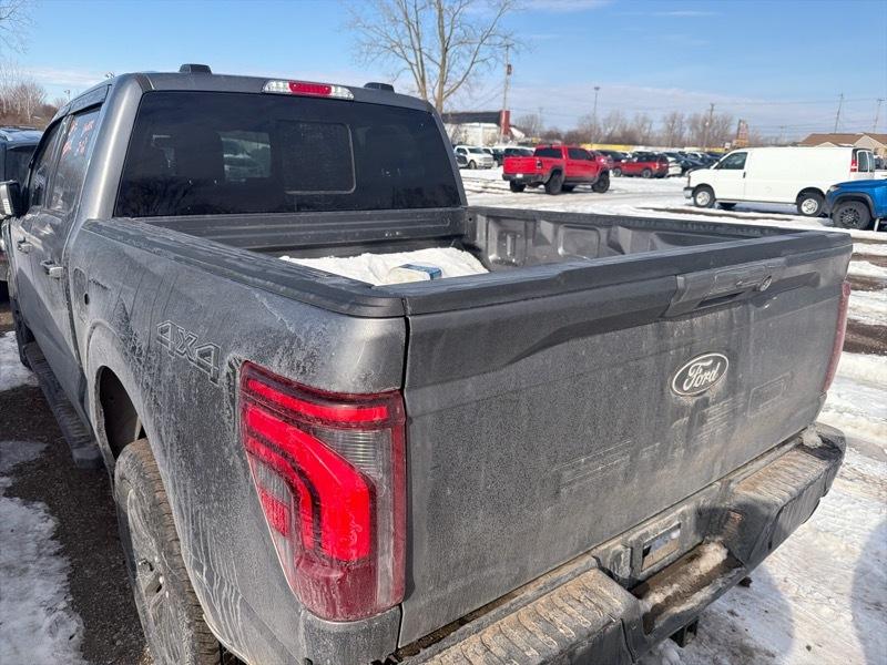 Ford F-150 Lariat SuperCrew 4WD 2025