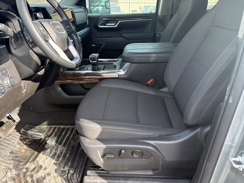 GMC Sierra 1500 Elevation Crew Cab 4WD 2025